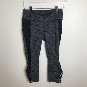 Athleta Mesh Mind Over Mat Capri, Black SIZE S 226